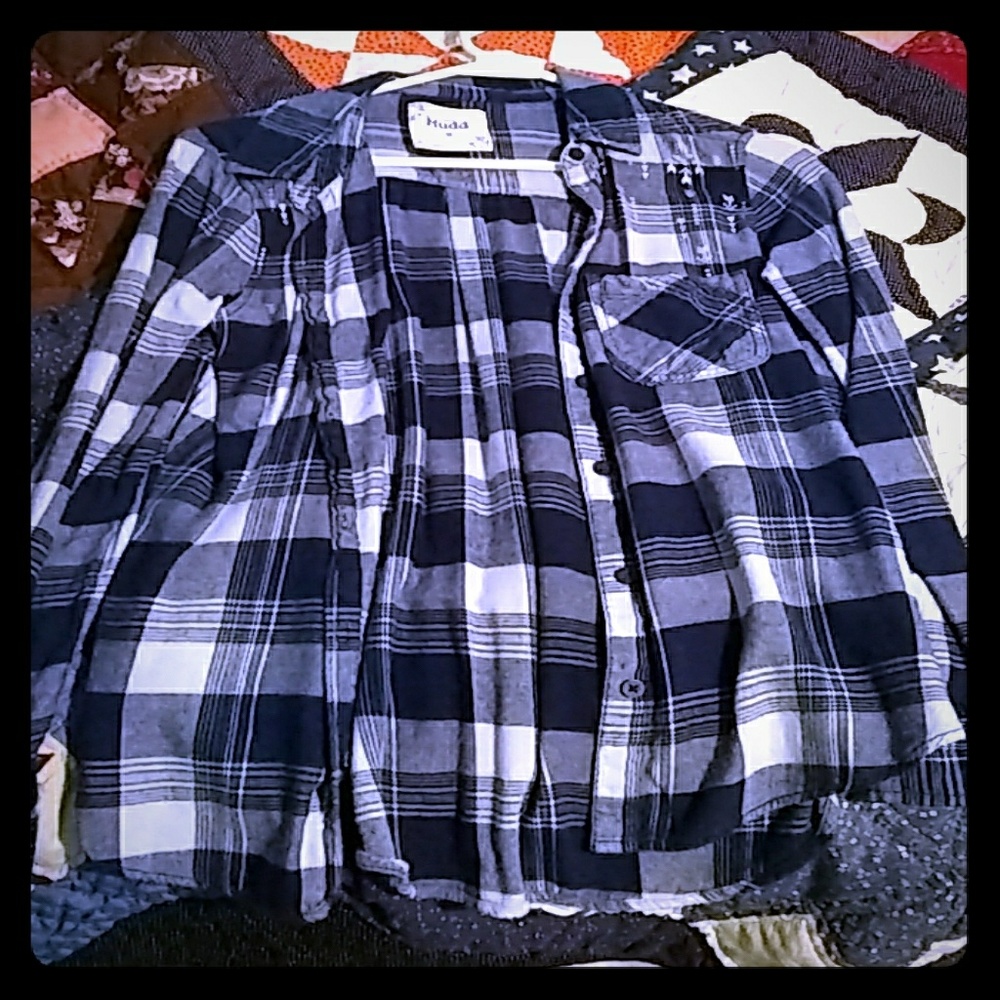 A mudd flanal shirt